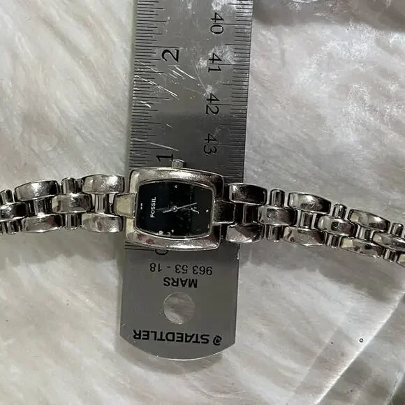 Fossil F2 ES8823 Stainless Steel Analog Quartz Silver Link Bracelet Wrist Watch - Picture 15 of 15